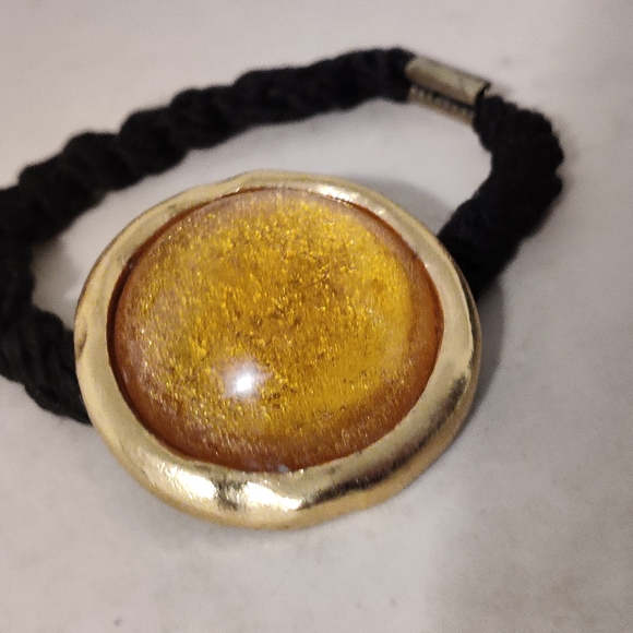 Rare Biche de Bere Poured Glass Hair Accessory - Picture 13 of 15